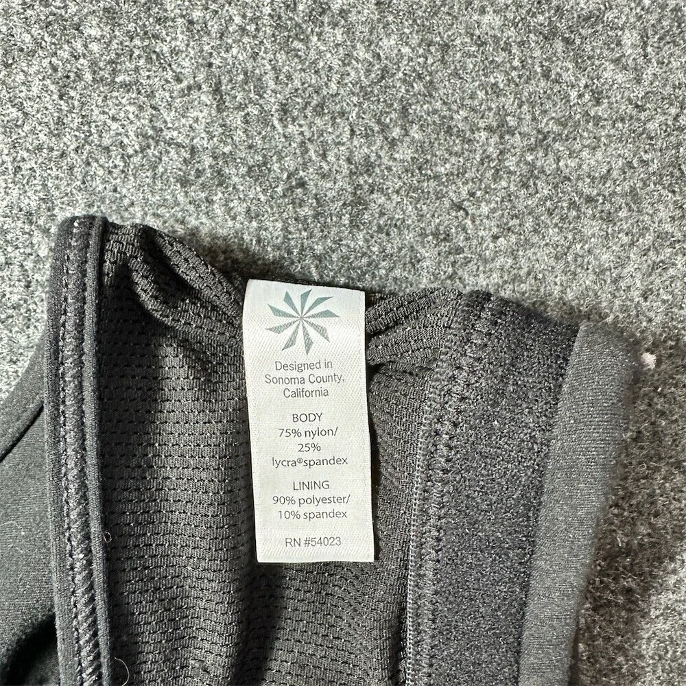 Athleta Sports Bra Womens Size M Black Strappy Crossback Removable Pads